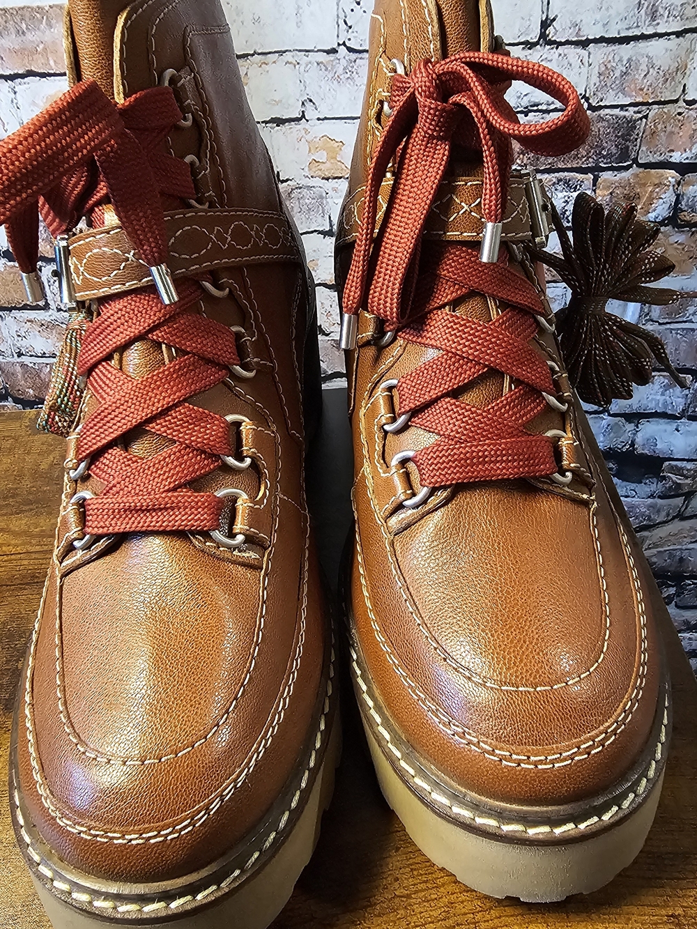 Free People Lug Sole Lace Up Combat Hiking Boots Cognac Brown Size 11 NIB - Picture 3 of 8